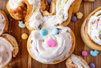 Easter Bunny Cinnamon Roll Recipe for Adorable Holiday Brunch