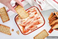 Puerto Rican Guava Dip: Sweet & Savory Recipe for Parties
