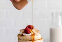 Fluffy Vegan Oatmeal Pancakes: Simple Plant-Based Recipe