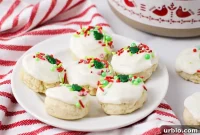 Santa Claus Cookie Recipe: Festive Sugar Cookies and Decorating Tips