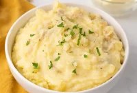 Garlic Mashed Potatoes Made in the Instant Pot