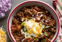 Dad’s Classic Stove-Top Beef Chili Recipe