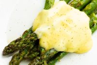 Homemade Hollandaise Sauce: Classic Recipe for Silky, Luscious Sauce