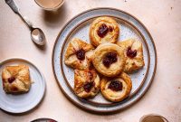 Cream Cheese Puff Pastry Breakfast Pockets