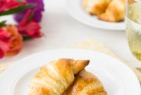 Buttery Ham and Melted Cheese Croissants: Homemade Recipe