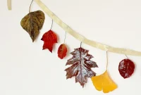How to Make a Charming Fall Leaves Garland for Your Home