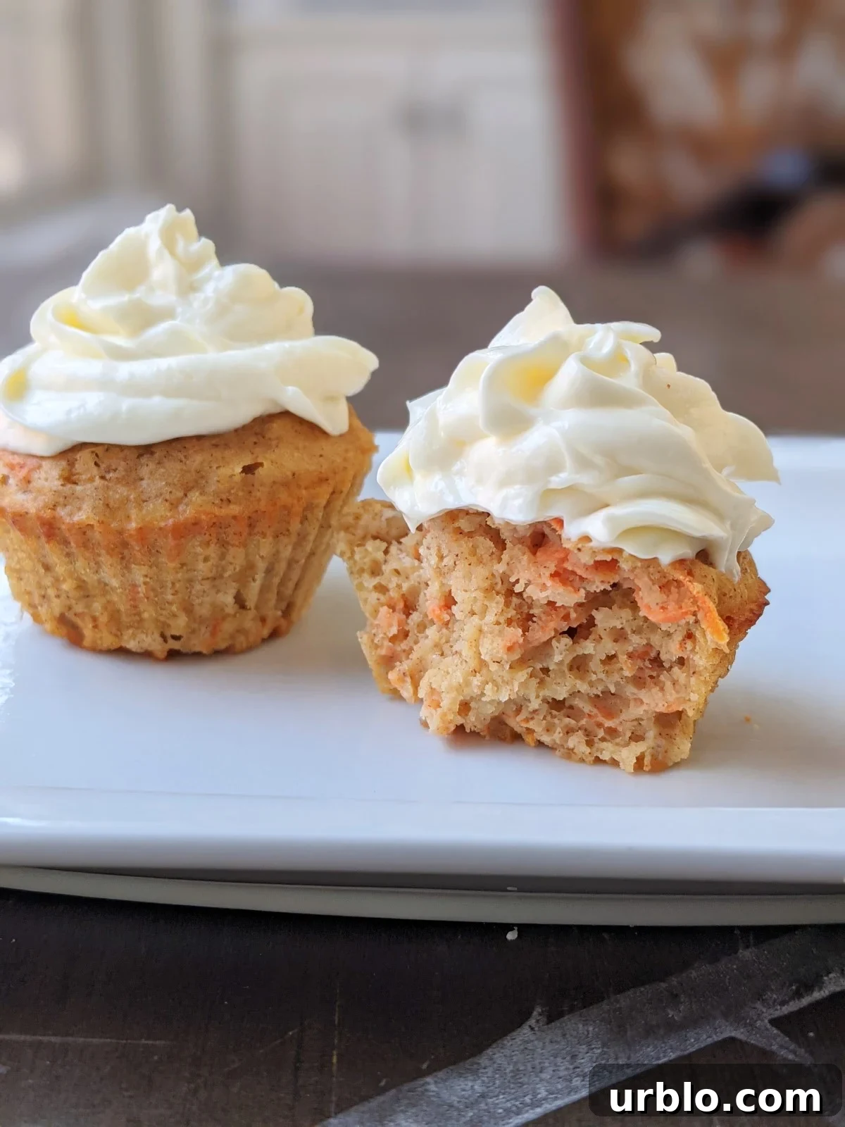 healthy carrot cake muffins