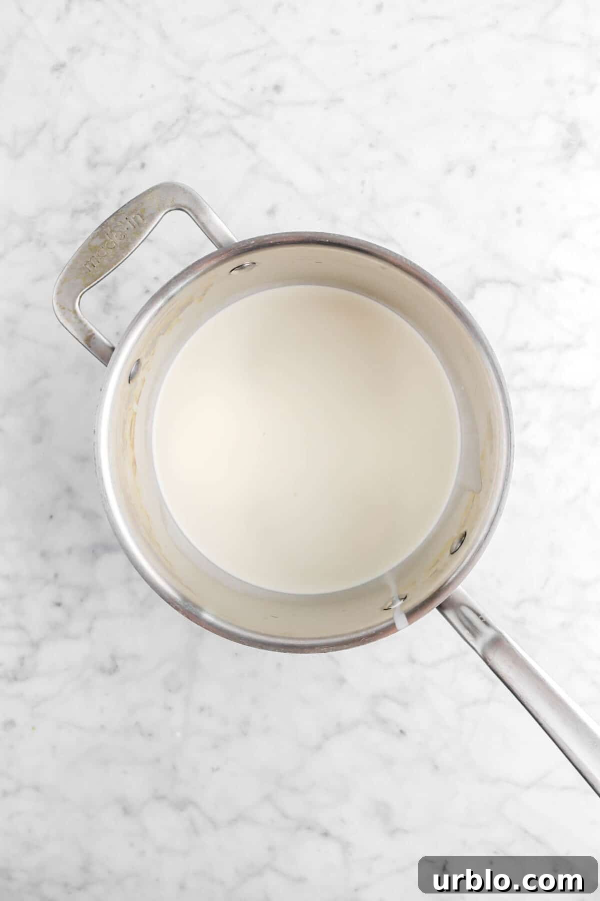 cream in pot