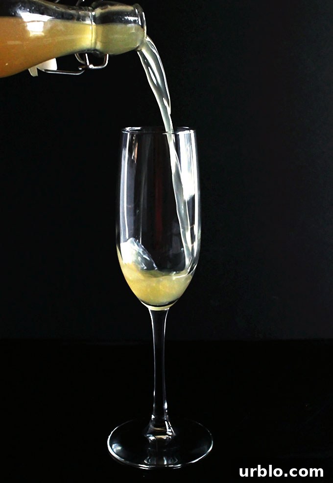 Pear Mimosa. So Simple to make. So perfectly delicious for any celebration!