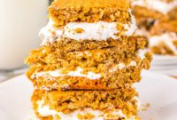 Chewy Oatmeal Cream Pie Bars Recipe for Homemade Treats