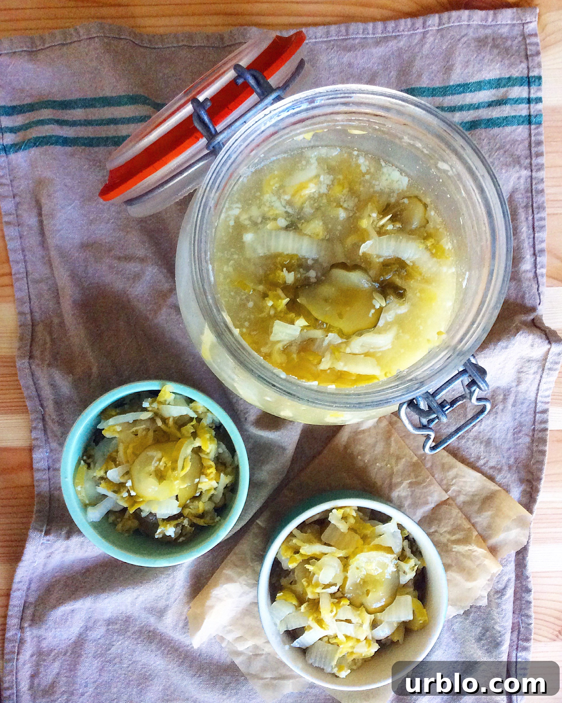 Easy Homemade Sauerkraut (Raw, Fermented)