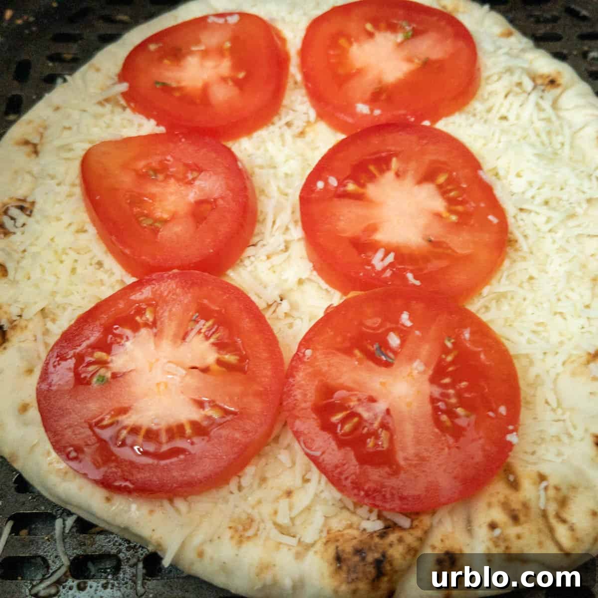 naan air fryer pizza cooking step 3