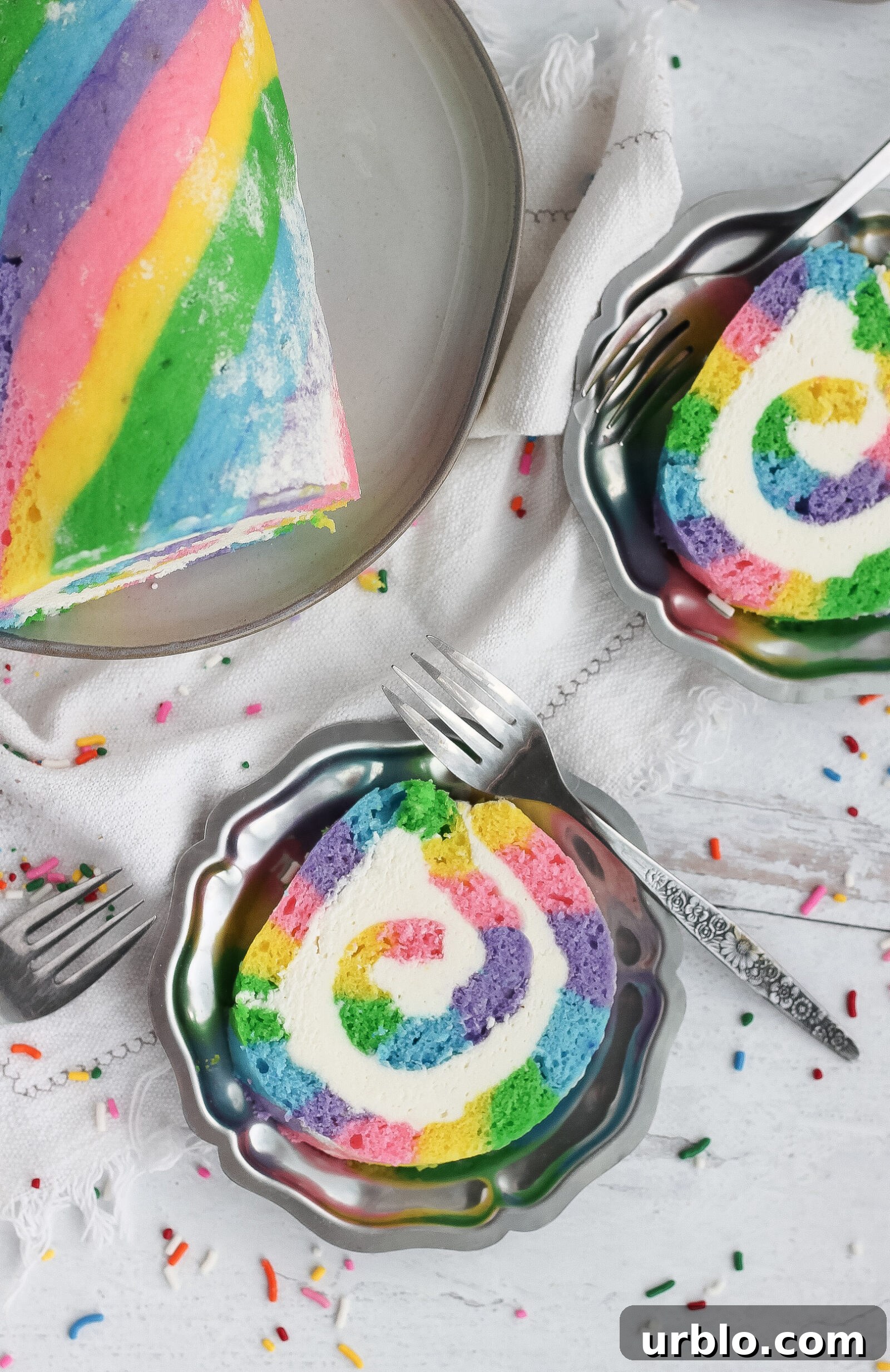 Wrapped roll cake