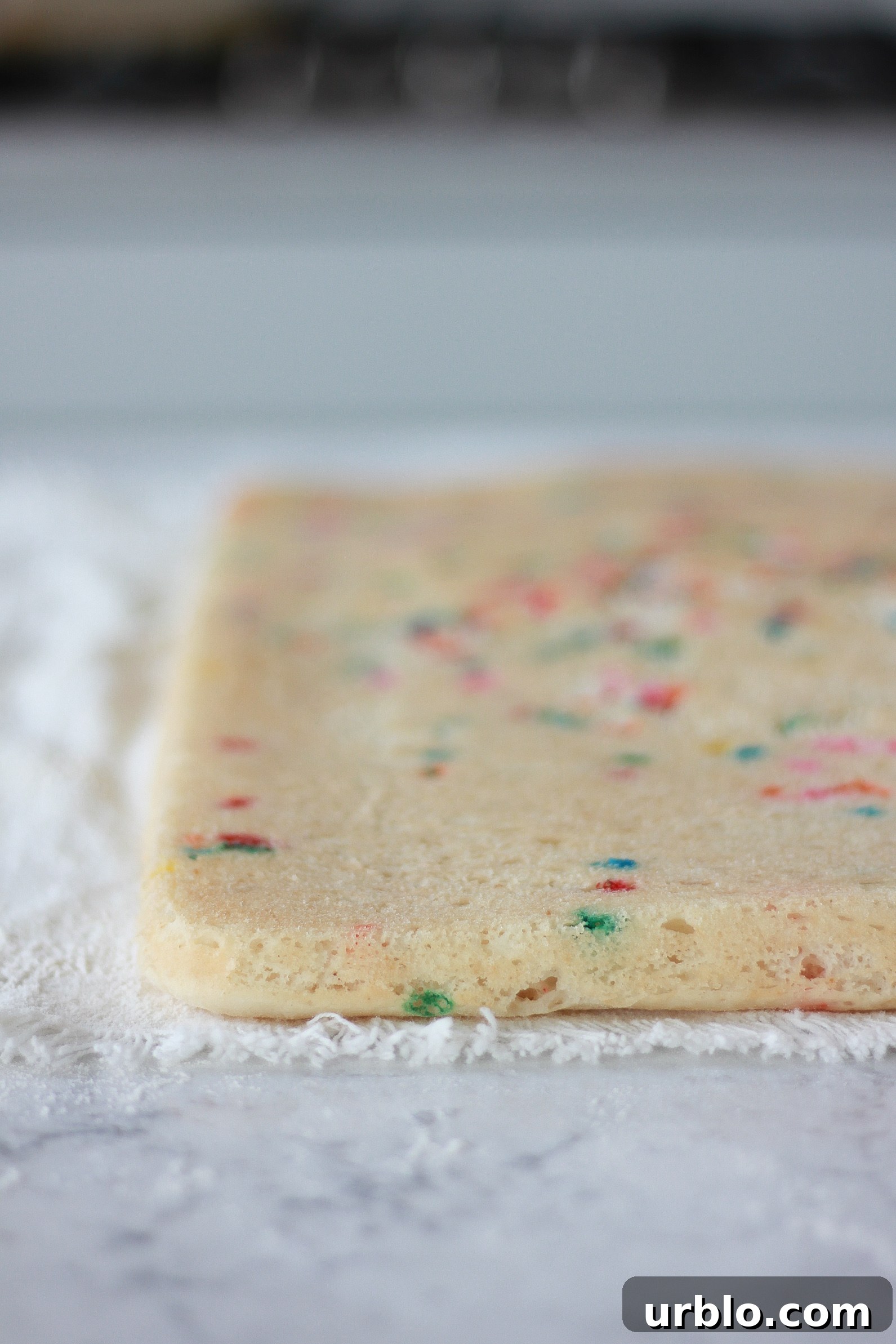 Rolled cake cooling