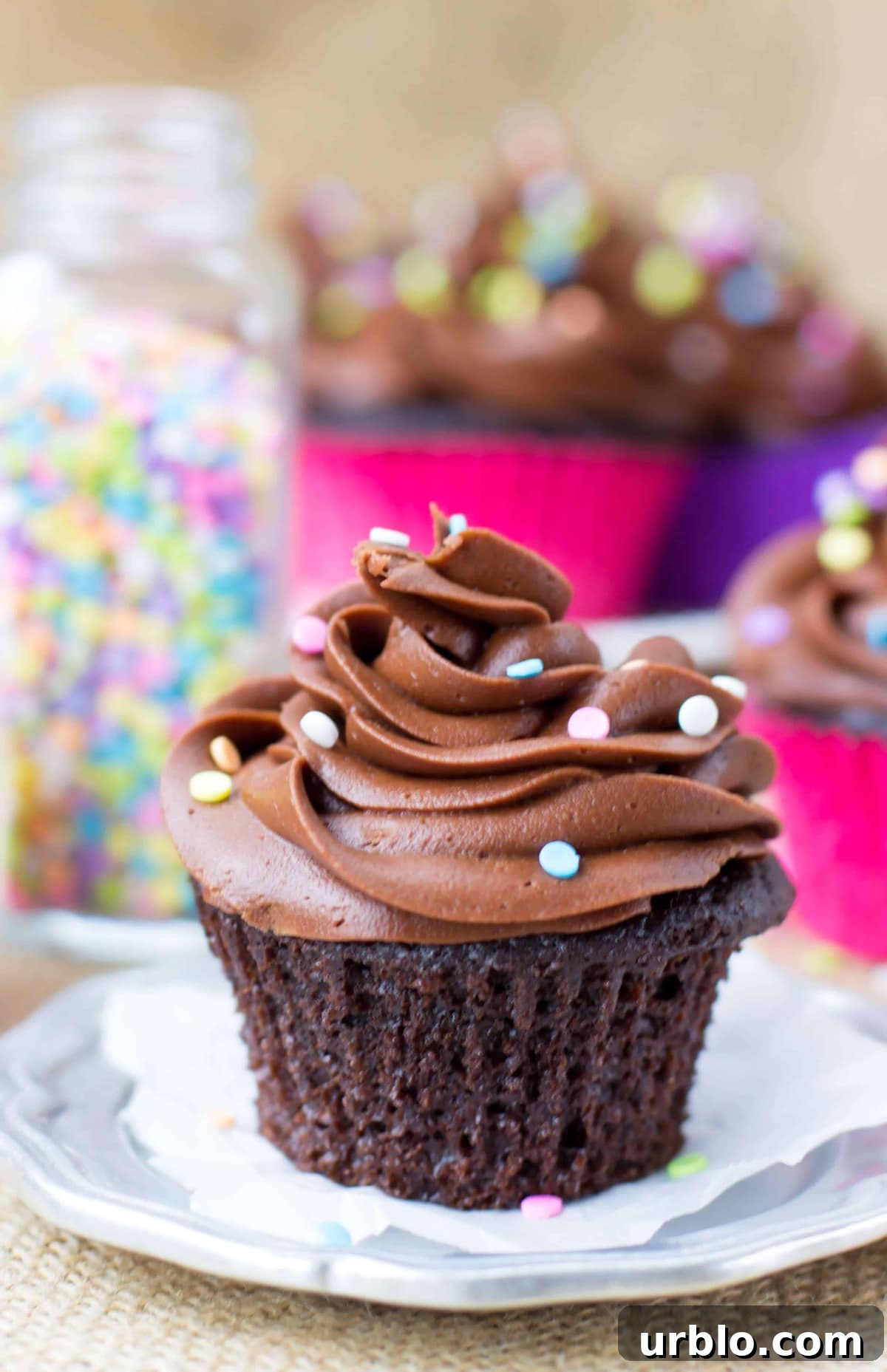 easy chocolate cupcakes