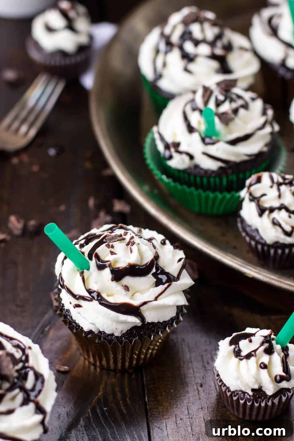 Copycat Starbucks Double Chocolate Chip Frappuccino CUPCAKES