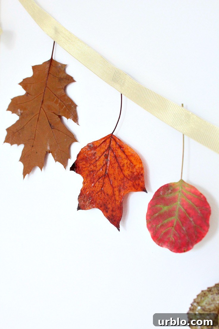 How to Make a Charming Fall Leaves Garland for Your Home 5 DIY Fall garland