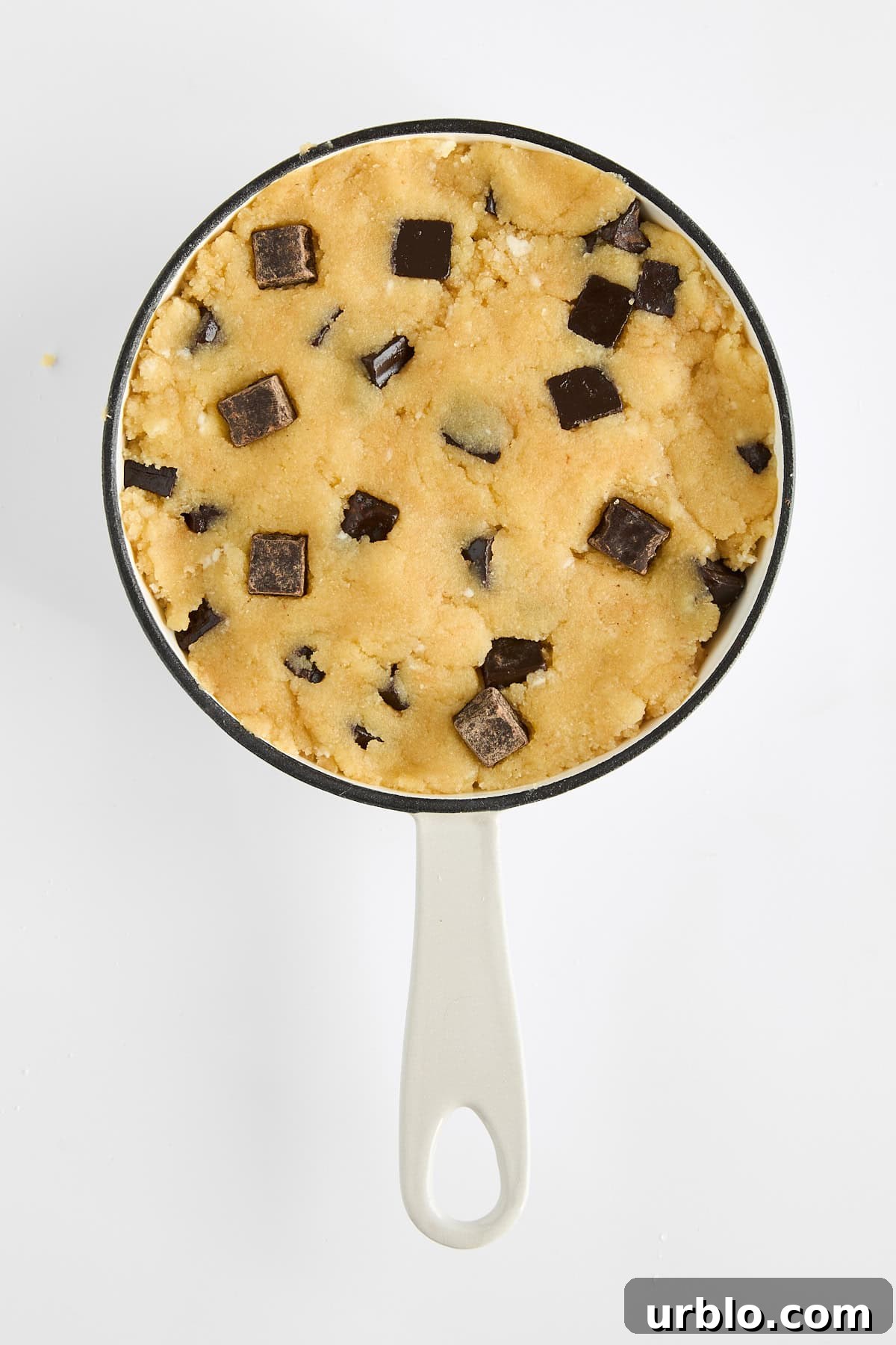 Chewy Paleo Chocolate Chip Cookies (Grain-Free) 6 Serving suggestion