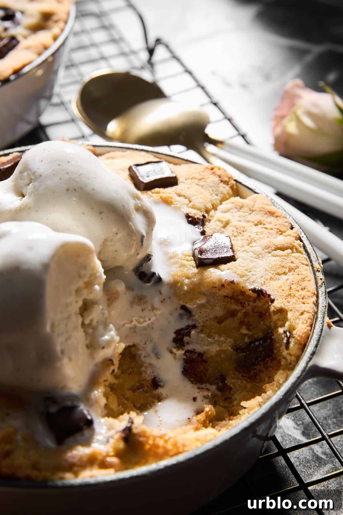 Chewy Paleo Chocolate Chip Cookies (Grain-Free) 7 Warm skillet cookie served