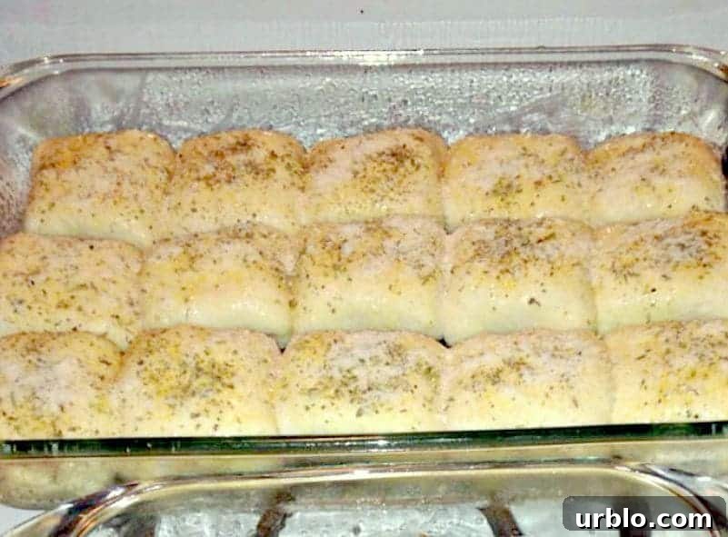 Crispy Homemade Pizza Rolls Recipe 4 Home made Pizza Rolls. Use the filling suggestions in the recipe or add your own !Great for the freezer too!